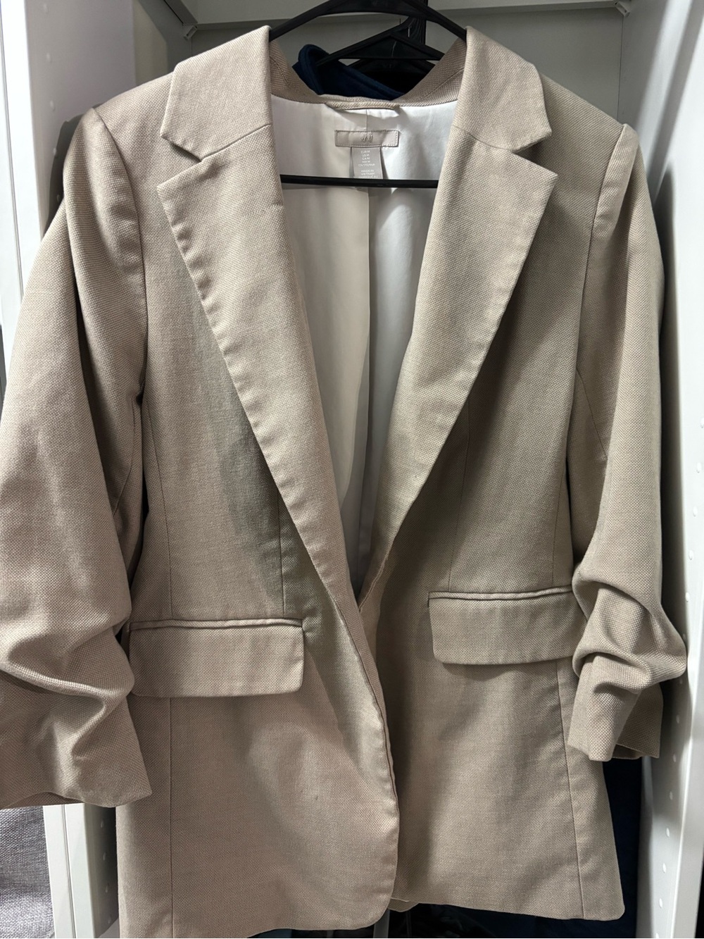 H&M Tan Women's Tailored Blazer